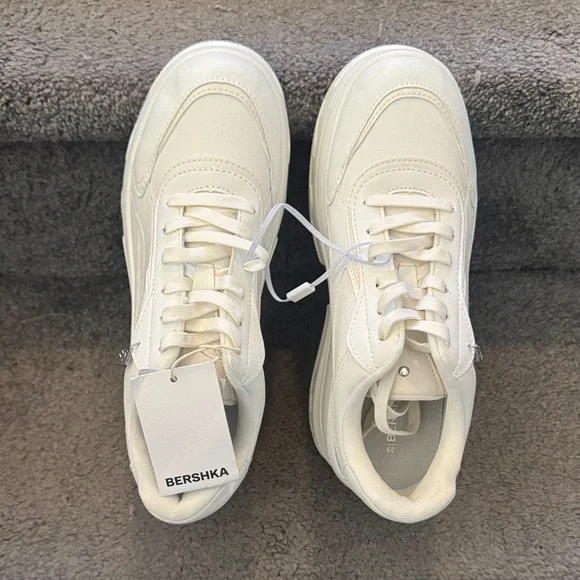 Bershka Cream Platform Sneakers - Picture 3 of 4